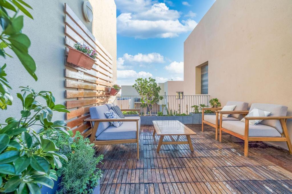 Oceana Bay Apartment *